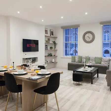 Grand - 2-bedrooms - Sleeps 6 Comfortably - Perfect For Families - Contractors - Professionals