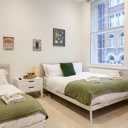 Grand - 2-bedrooms - Sleeps 6 Comfortably - Perfect For Families - Contractors - Professionals
