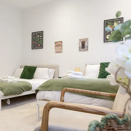 Grand - 2-bedrooms - Sleeps 6 Comfortably - Perfect For Families - Contractors - Professionals * Leeds (West Yorkshire)