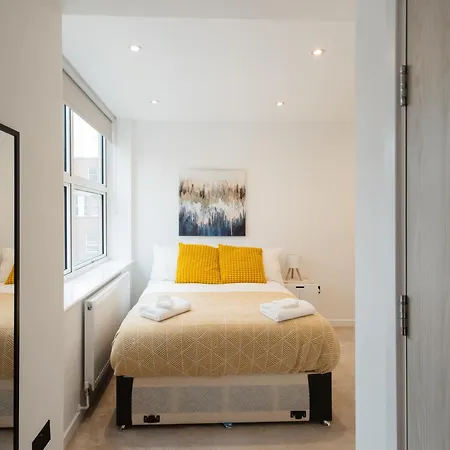 Apartamento Grand Centre Near Train Station *