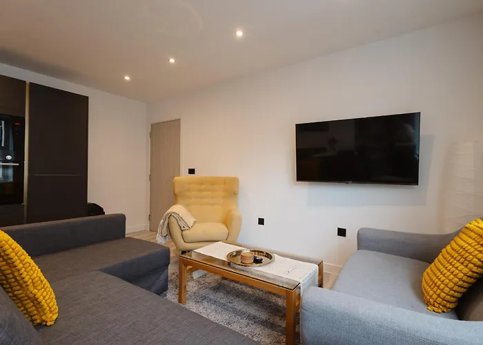 Grand Centre Near Train Station Apartment *