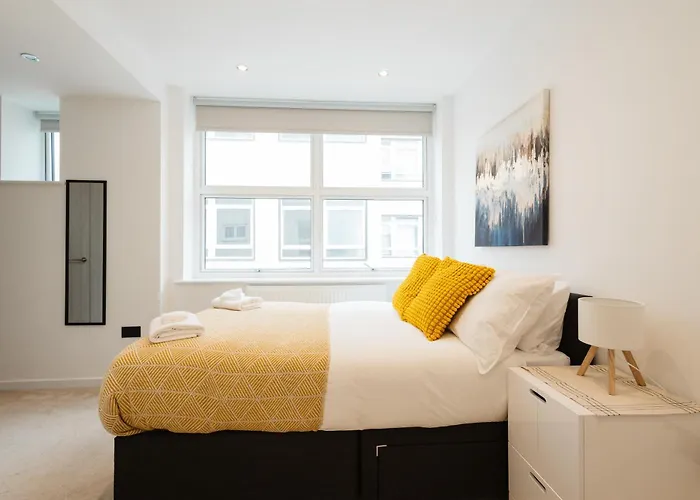 아파트 Grand Centre Near Train Station *